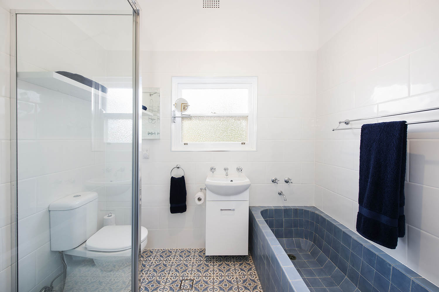 9-heaton-cottage-bathroom-mudgee-accommodation-stay